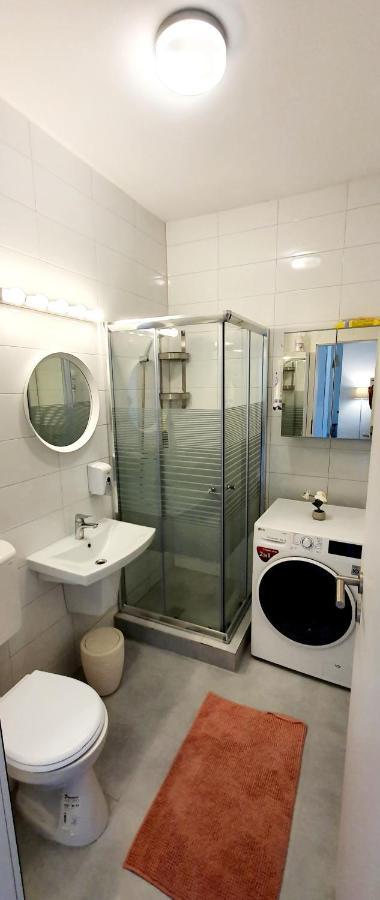New Cozy Apartment 3 Min To Subway 24H/7 Self Check-In Popesti-Leordeni المظهر الخارجي الصورة
